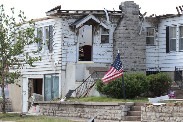 Cost of Tornado Damage Recovery in Wesley Chapel